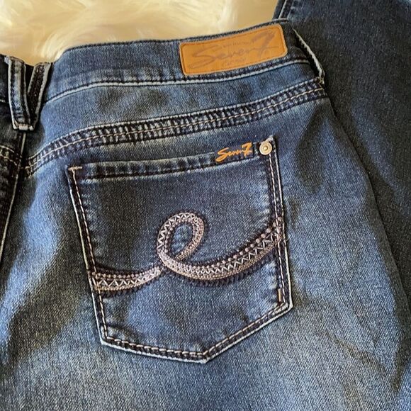 Seven7 Crop Girlfriend Jeans Distressed 14 - Picture 12 of 16